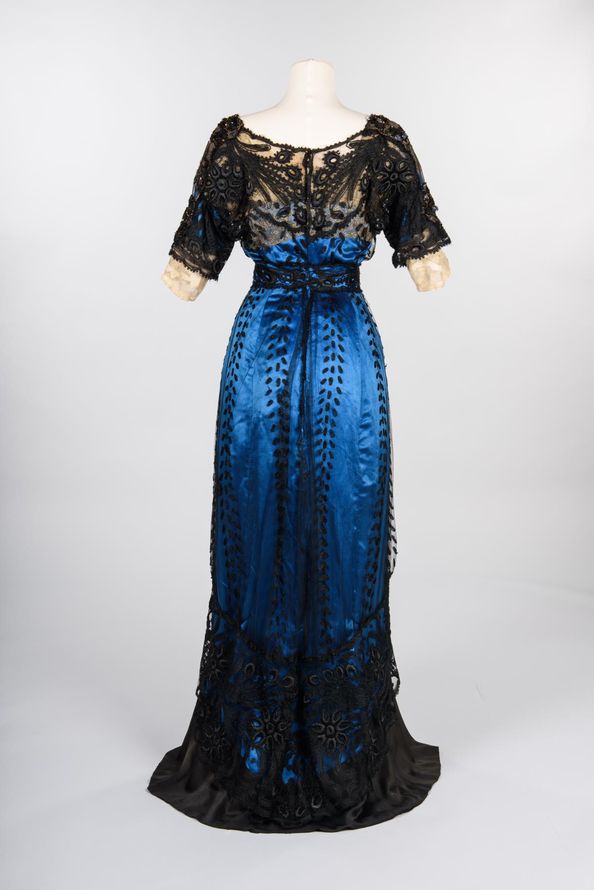 Image of Evening gown with lace overlay, worn by Helen Igoe, ca. 1911